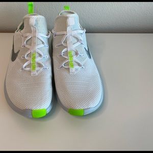 NIKE authentic training tennis shoes